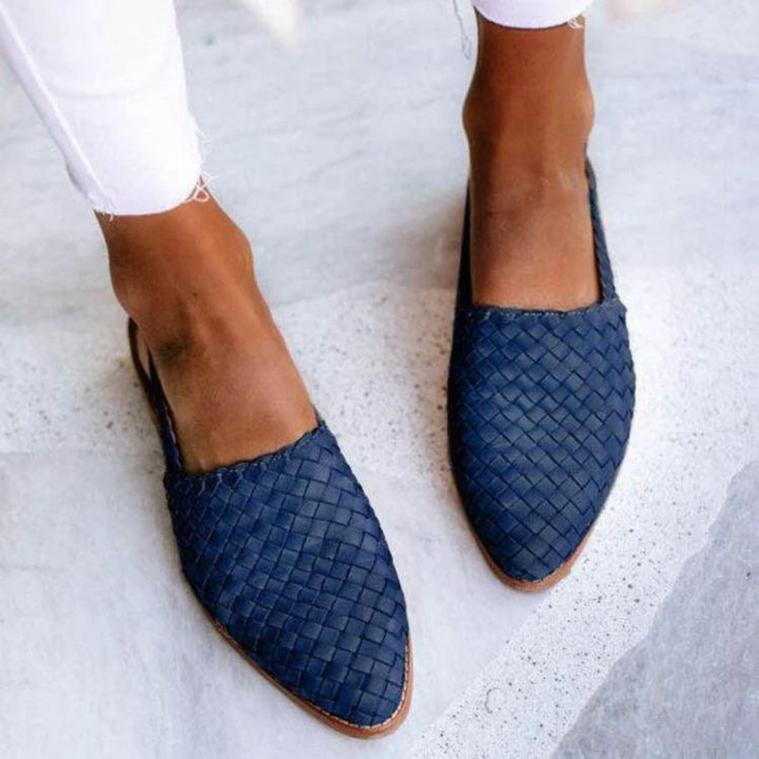 Alea – Handcrafted Elegant Flat Sandals