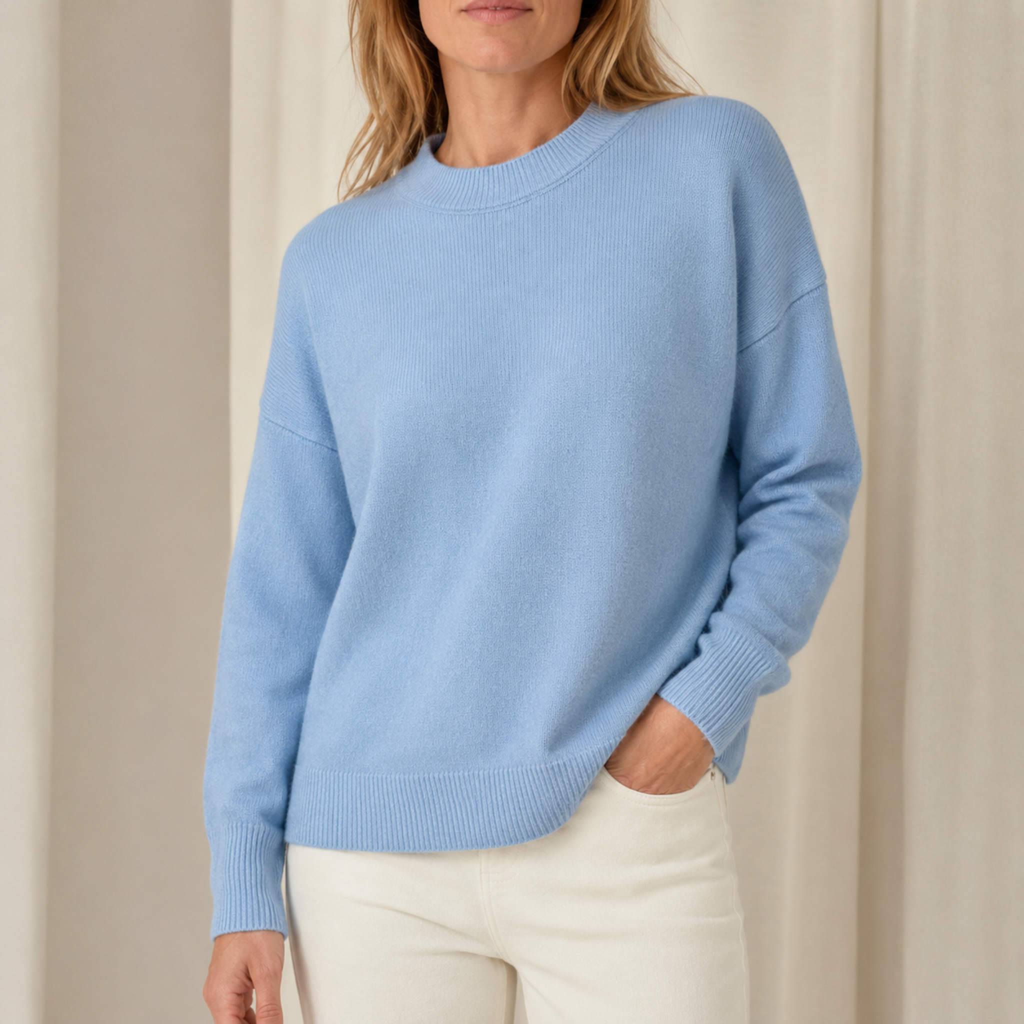 Charlotte - Women's Oversized Crewneck Sweater with Ribbed Cuffs