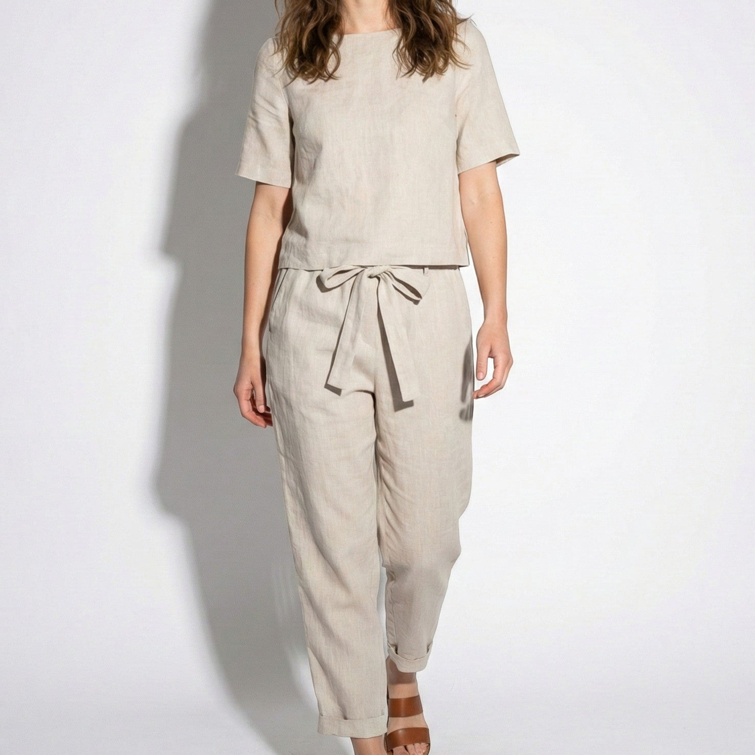 Emily - Women's Two-Piece Set with Short Sleeves and Tapered Trousers