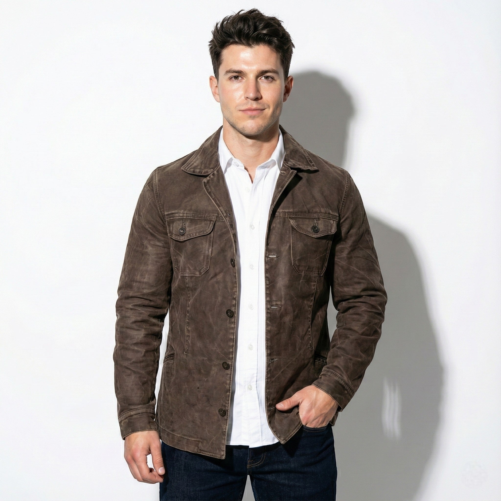 Men's Vintage Denim Jacket with Button-Up Closure and Double Chest Pockets