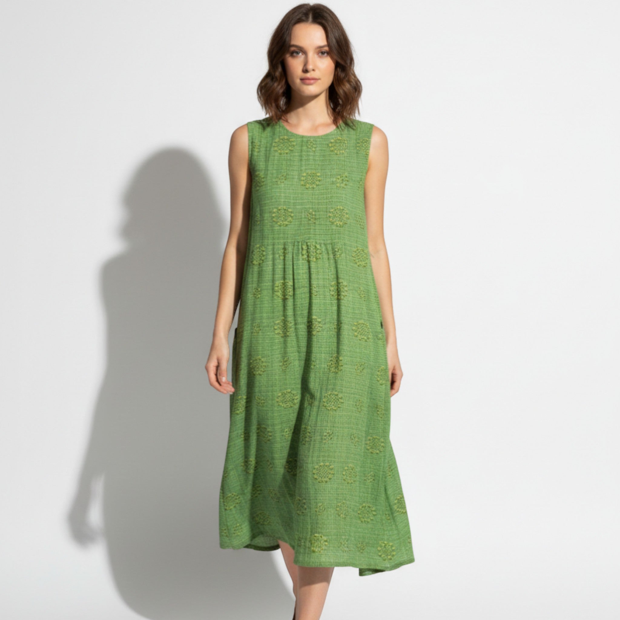 Ivy - Women's Sleeveless Midi Dress with Floral Embroidery