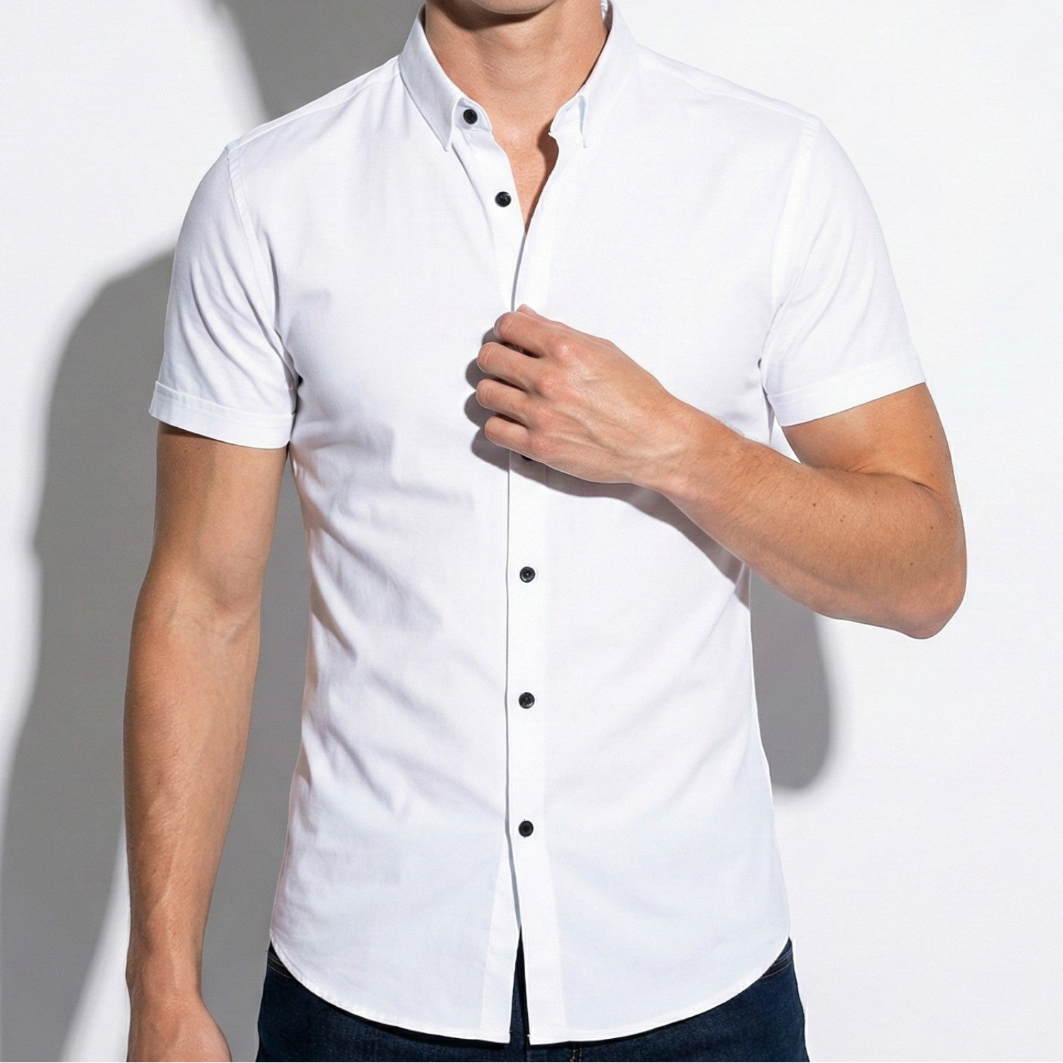 Gerald - Men's Slim-Fit Short Sleeve Shirt with Button Front