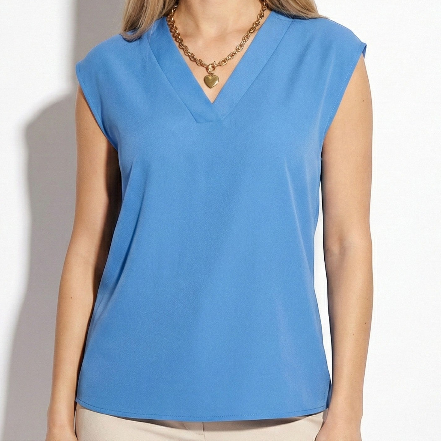 Amelia - Women's V-Neck Short-Sleeved Blouse with Wide Trim