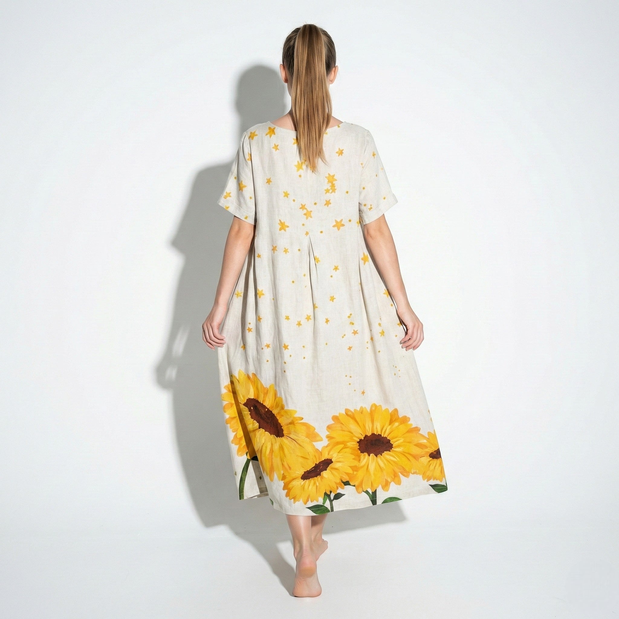 Amelia - Women’s Midi Dress with Abstract Print and Loose Fit