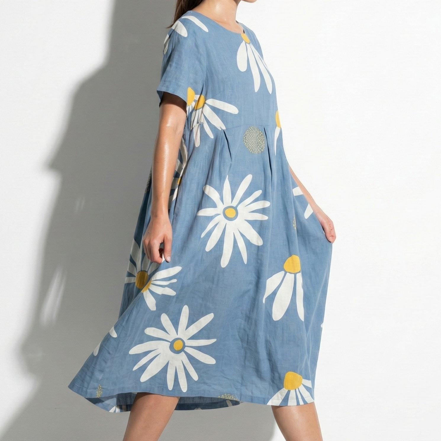 Amelia - Women’s Midi Dress with Abstract Print and Loose Fit