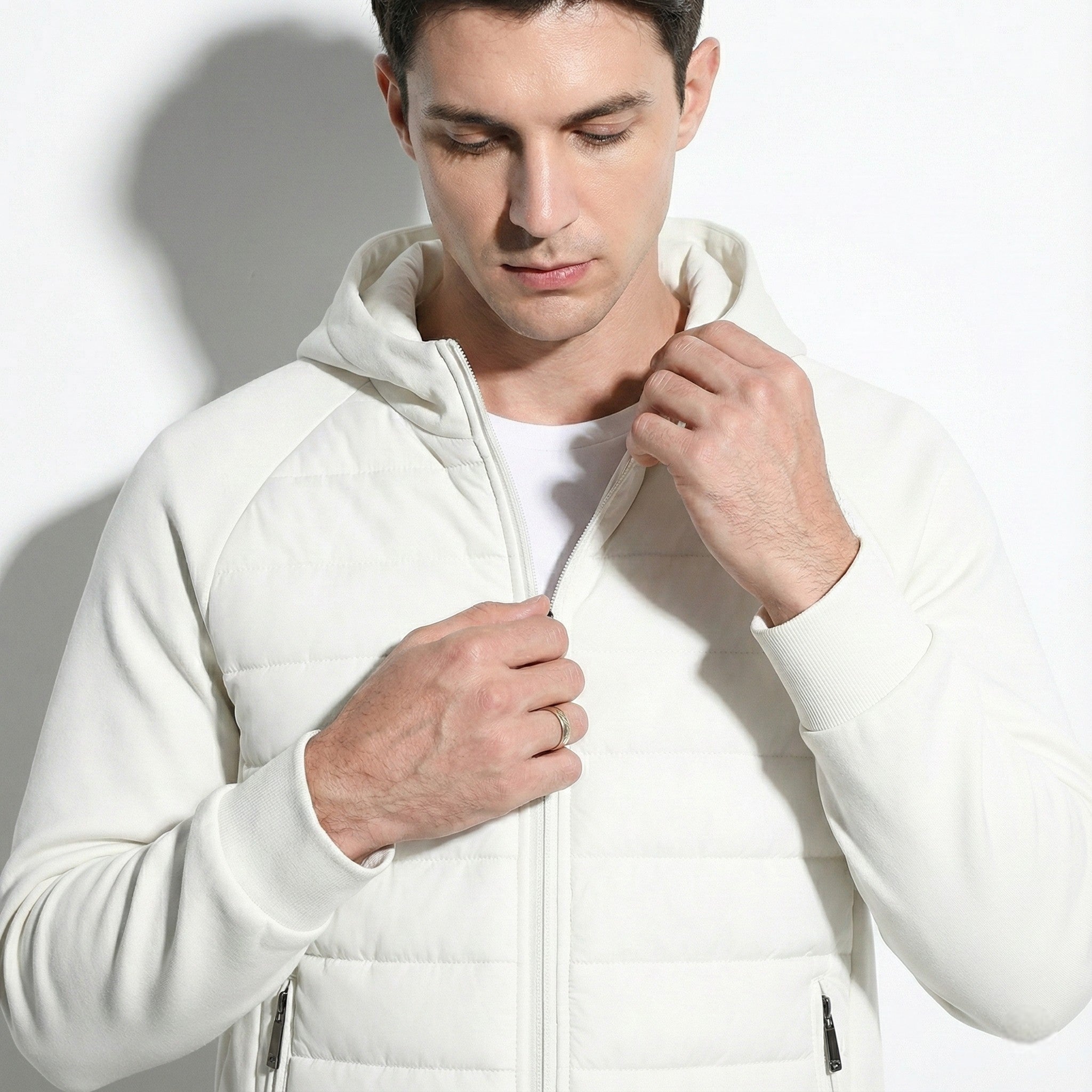 Men's Puffer Jacket with Hood and Zipper Side Pockets