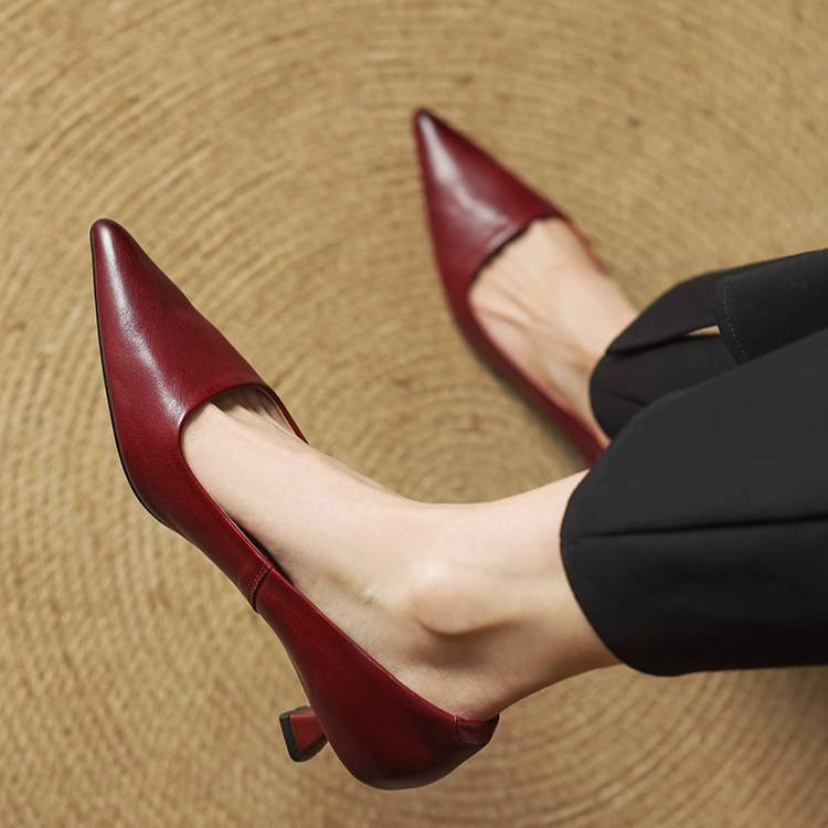 Alice - Women's Kitten Heel Pointed Toe Pumps