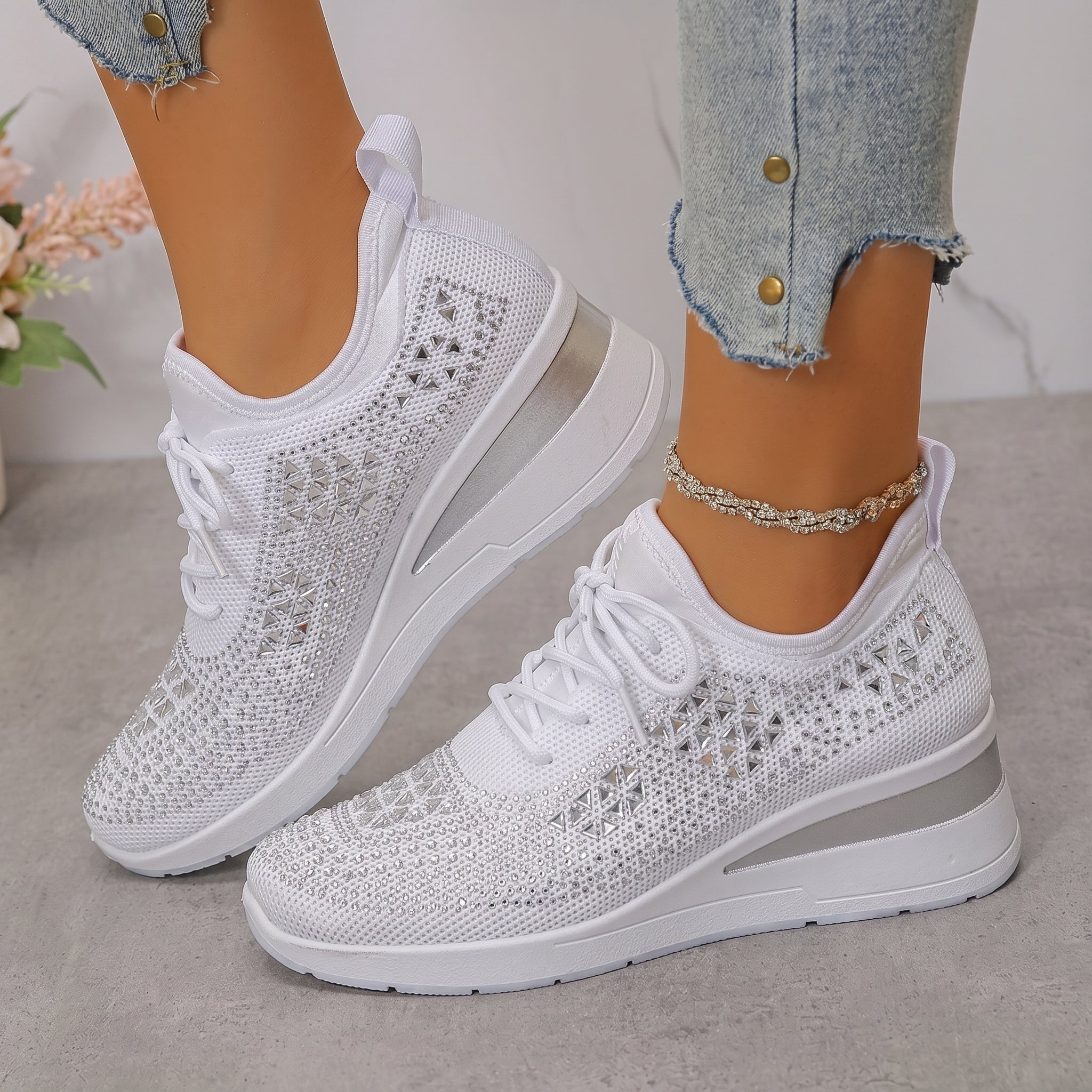 Amber - Women's Breathable Wedge Sole Low-Top Sneaker