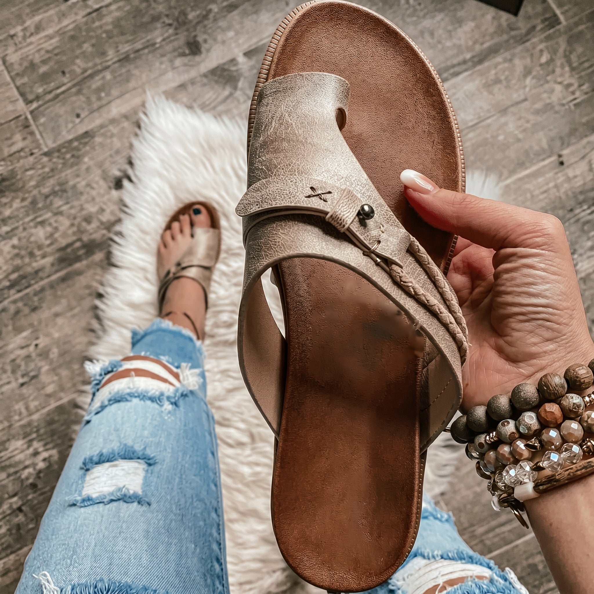 Fiona - Women's Orthopedic Toe-Post Flat Sandals
