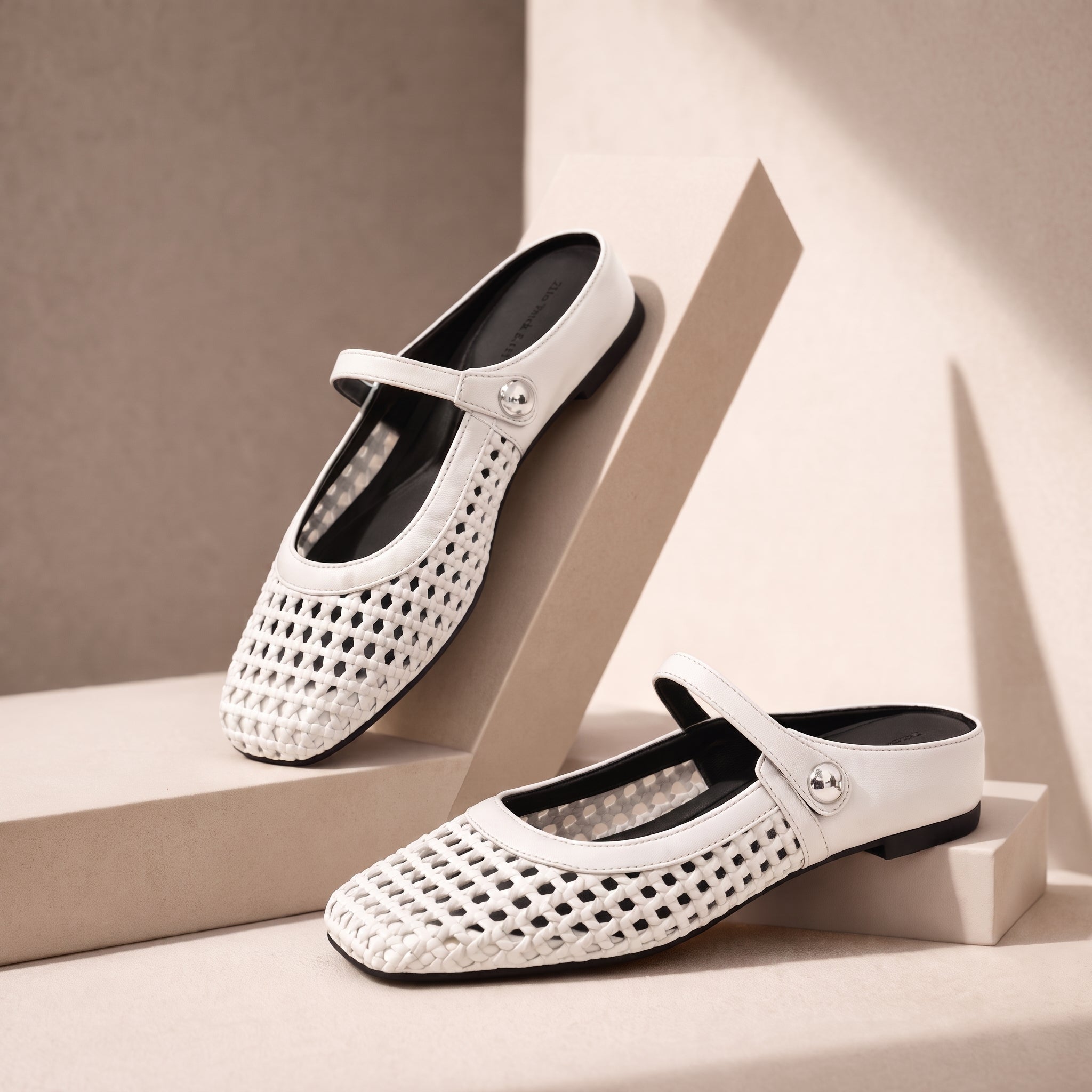 Alice – Women's Orthopaedic Square Toe Flat Mules - Sandals - White - Parker&Brooks