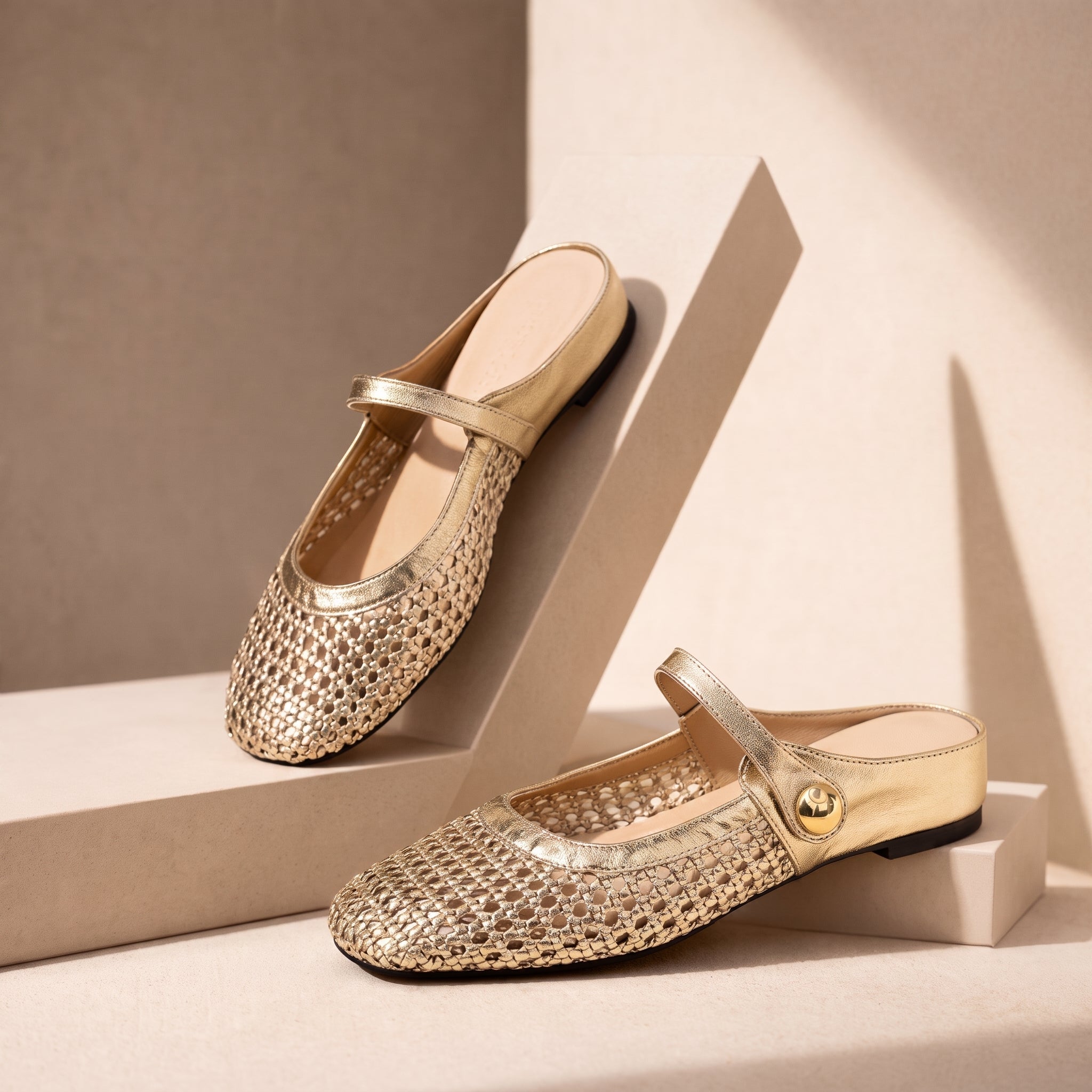 Alice – Women's Orthopaedic Square Toe Flat Mules - Sandals - Gold - Parker&Brooks