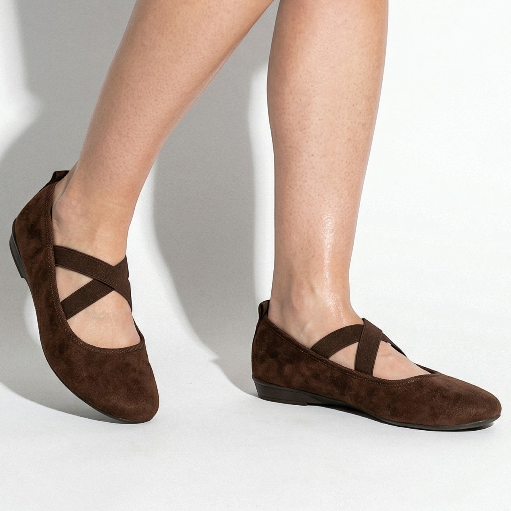 Amelia - Women's Elastic Strap Flat Shoes - Shoes - Brown - Parker&Brooks