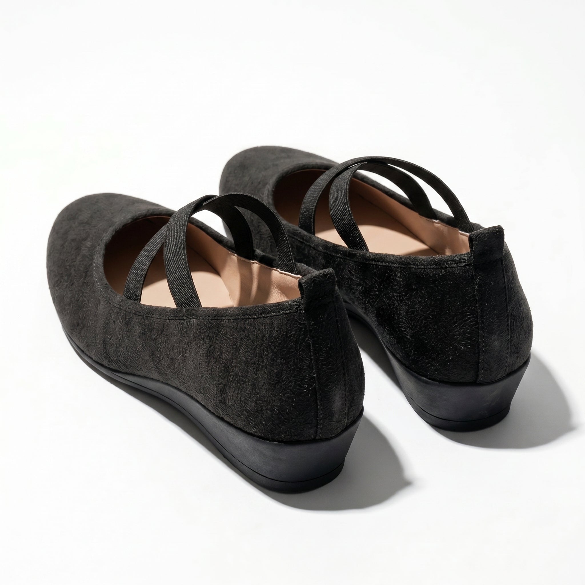 Amelia - Women's Elastic Strap Flat Shoes - Shoes - Black - Parker&Brooks