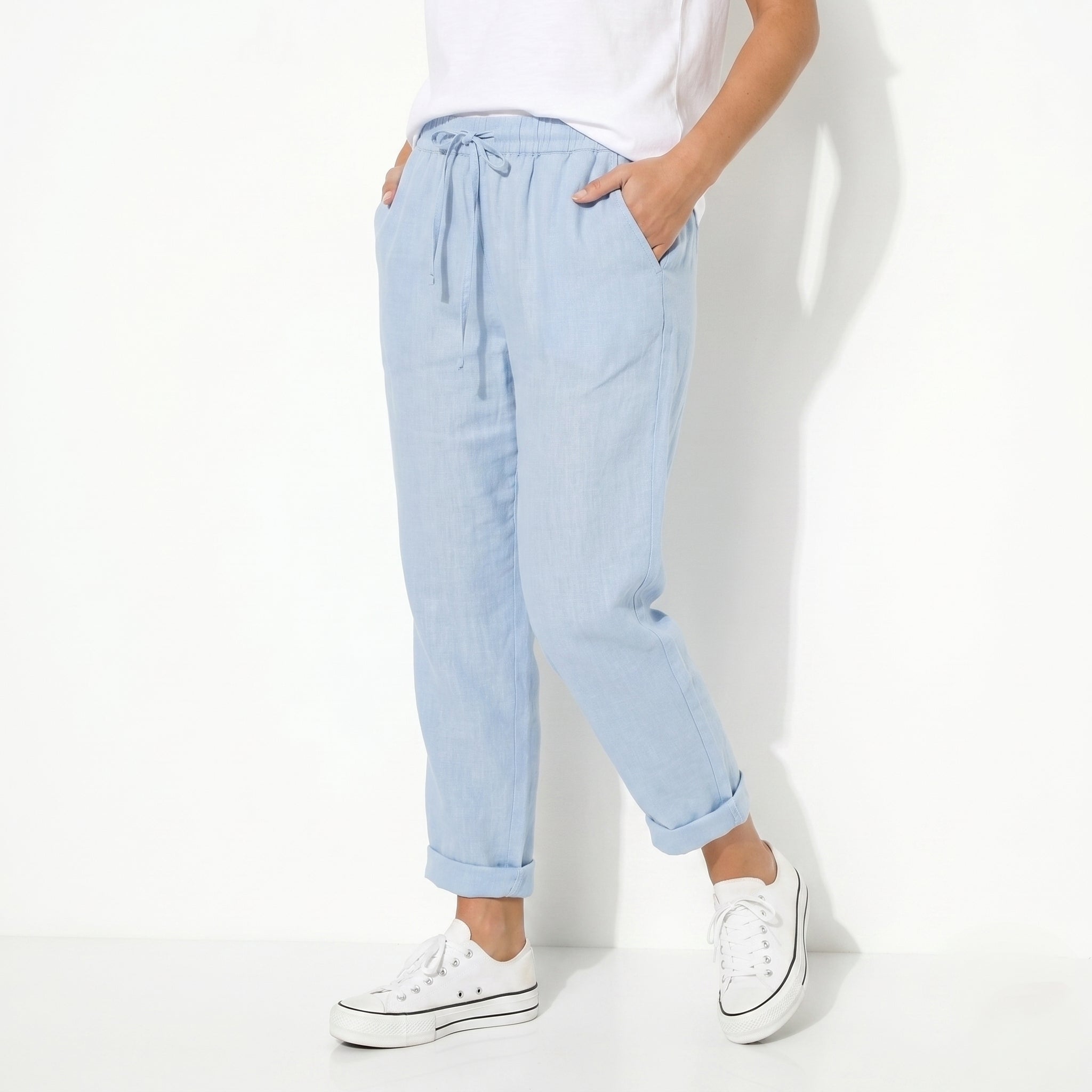 Amelia - Women's Relaxed Fit Drawstring Trousers - Trousers - Light Blue - Parker&Brooks