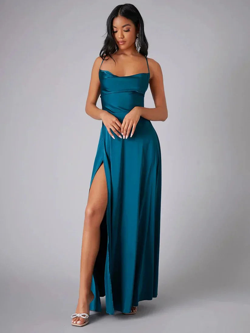 Aurelia – Elegant Maxi Dress