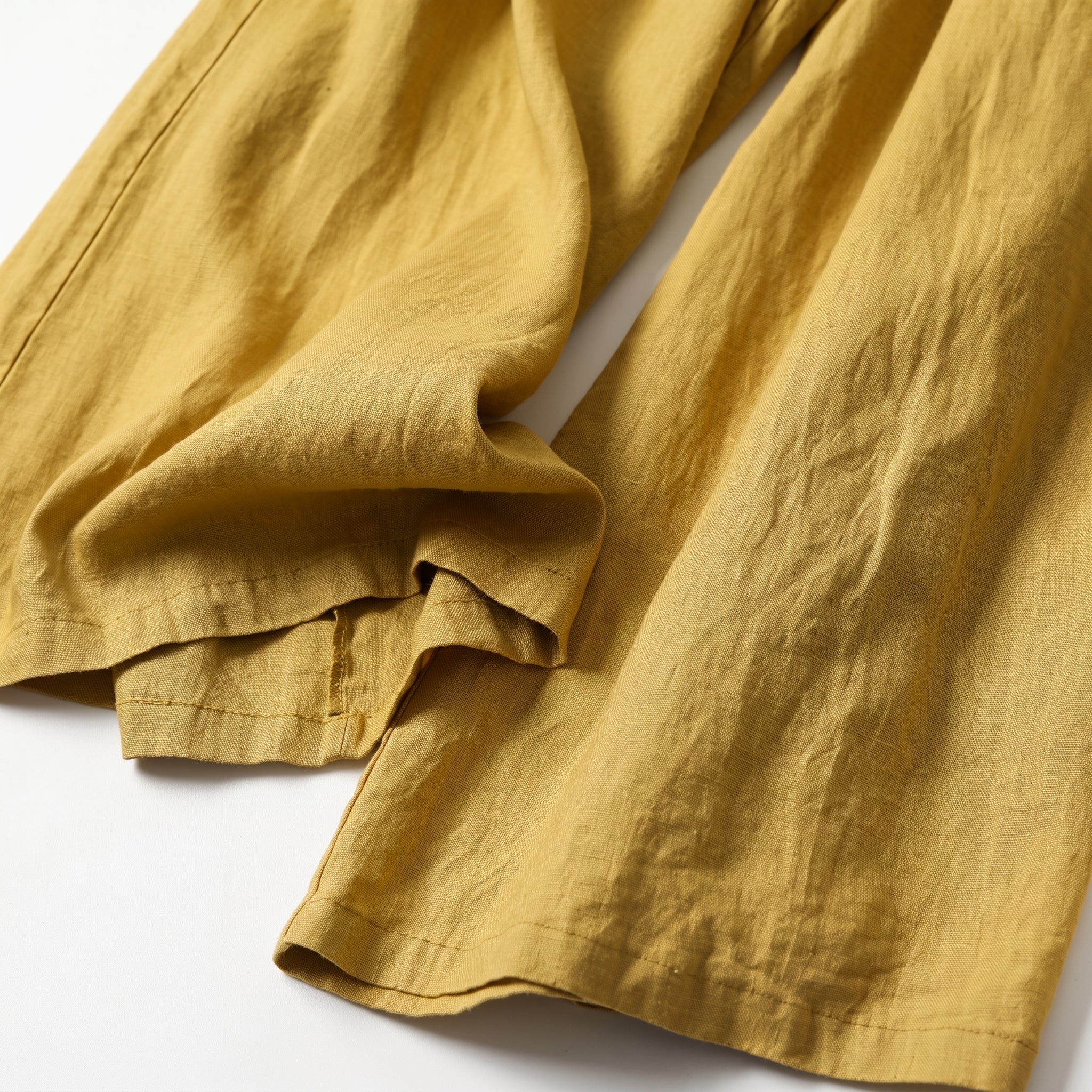 Beatrice - Women's Summer Wide-Leg Pleated Culotte Pants - Trousers - Yellow - Parker&Brooks