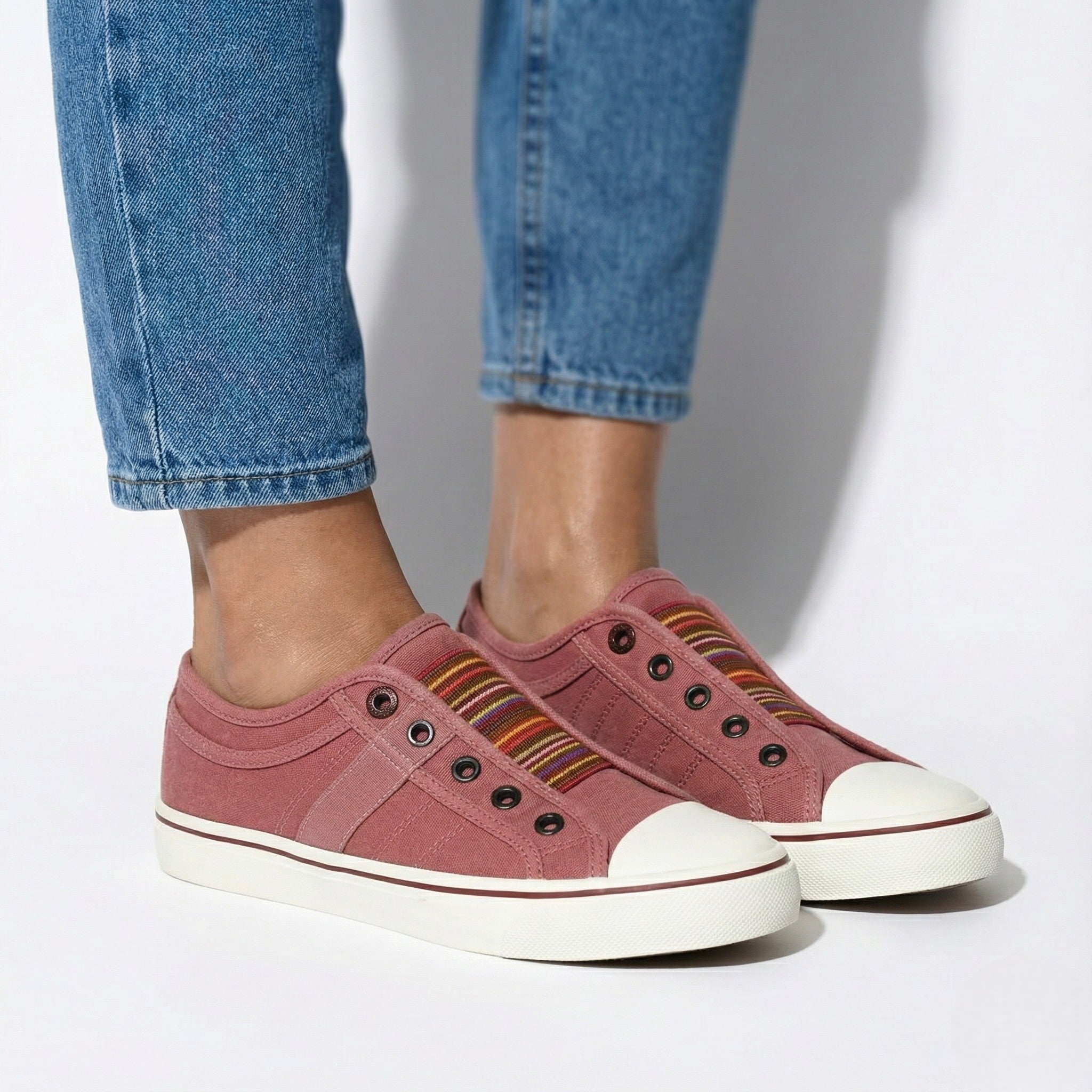 Bethany - Women’s Canvas Slip-On Round Toe Sneakers