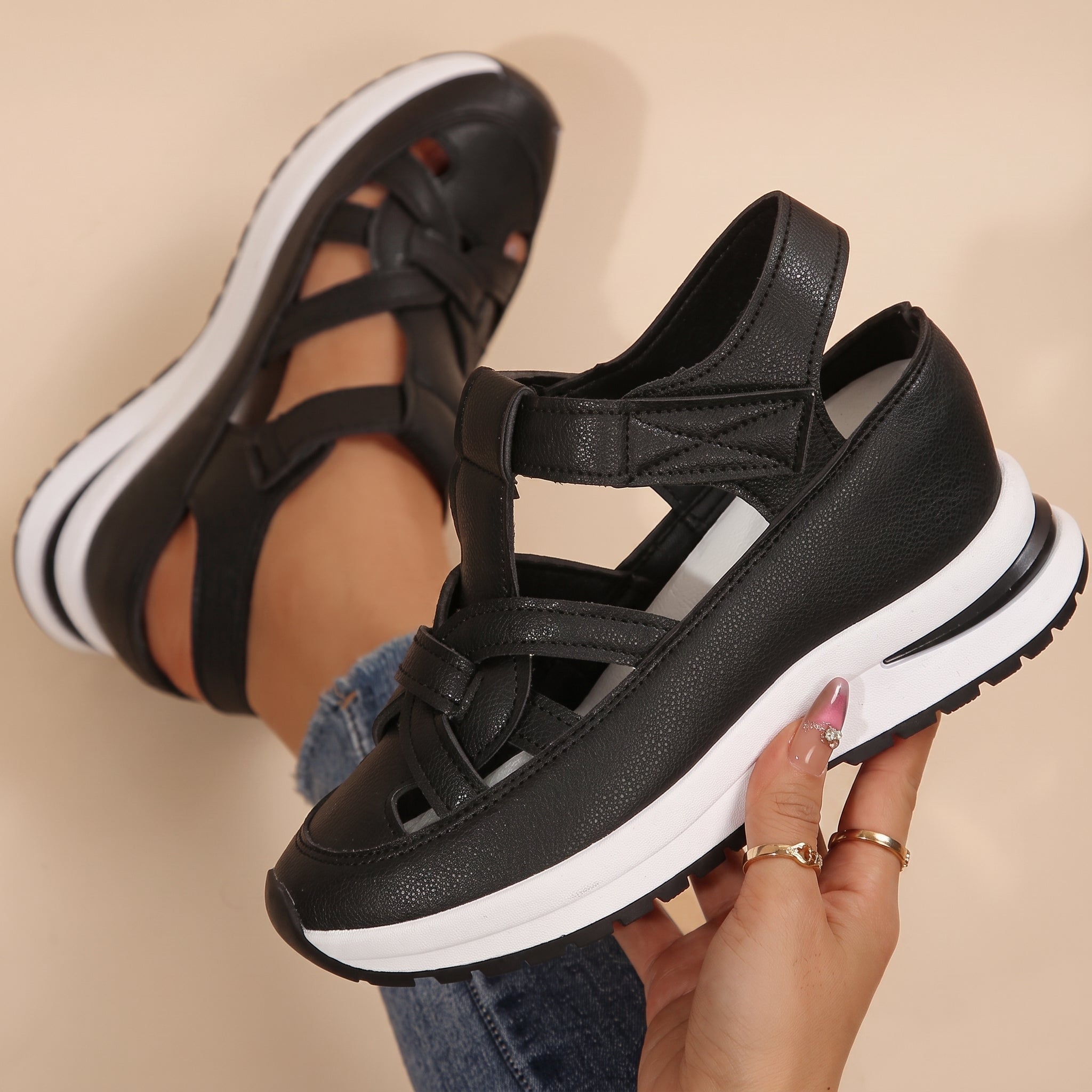 Carolina - Women's Orthopedic Cut-Out Strap Platform Sandals - Sandals - Black - Parker&Brooks