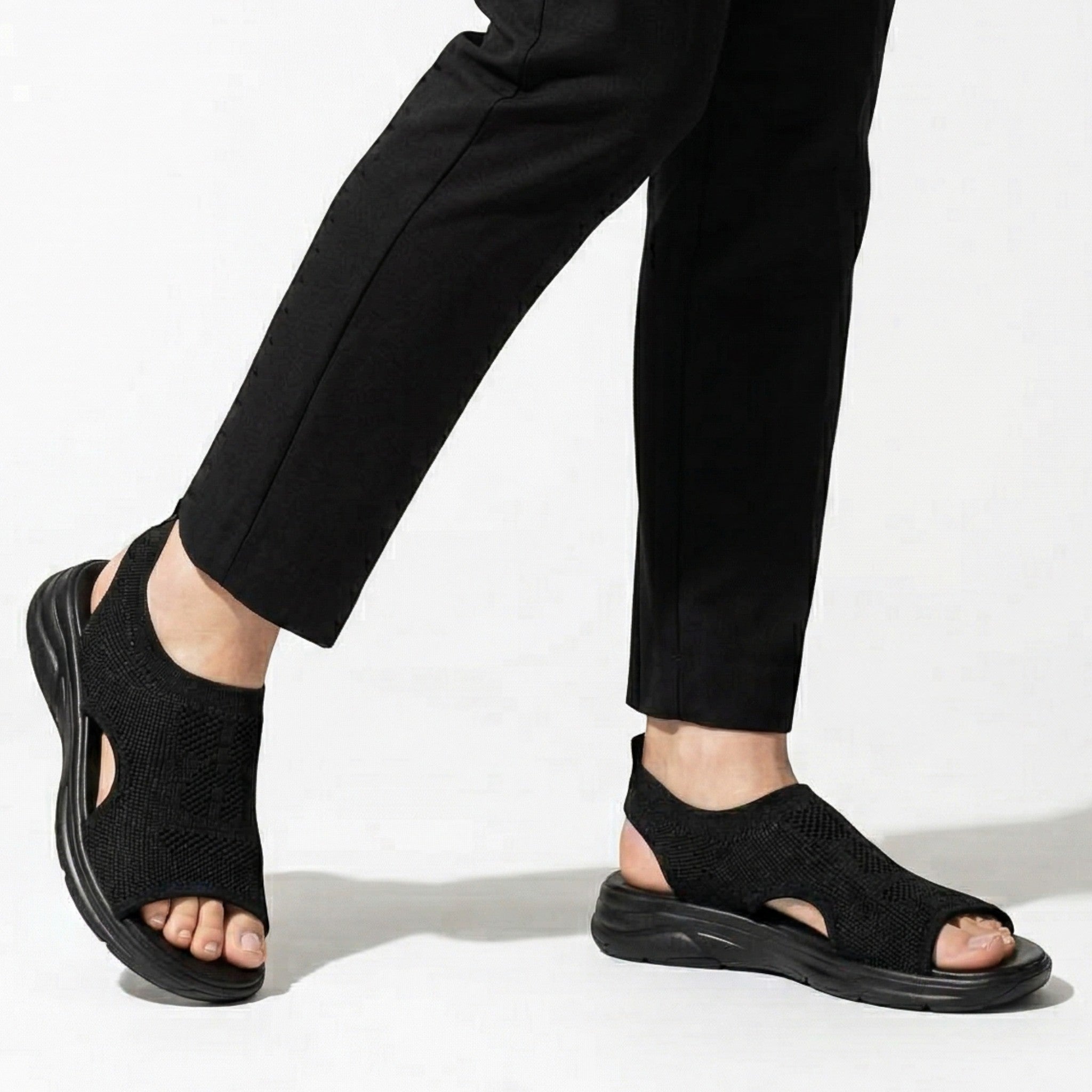 Chloe - Women's Orthopedic Breathable Sandals - Sandal - Black - Parker&Brooks
