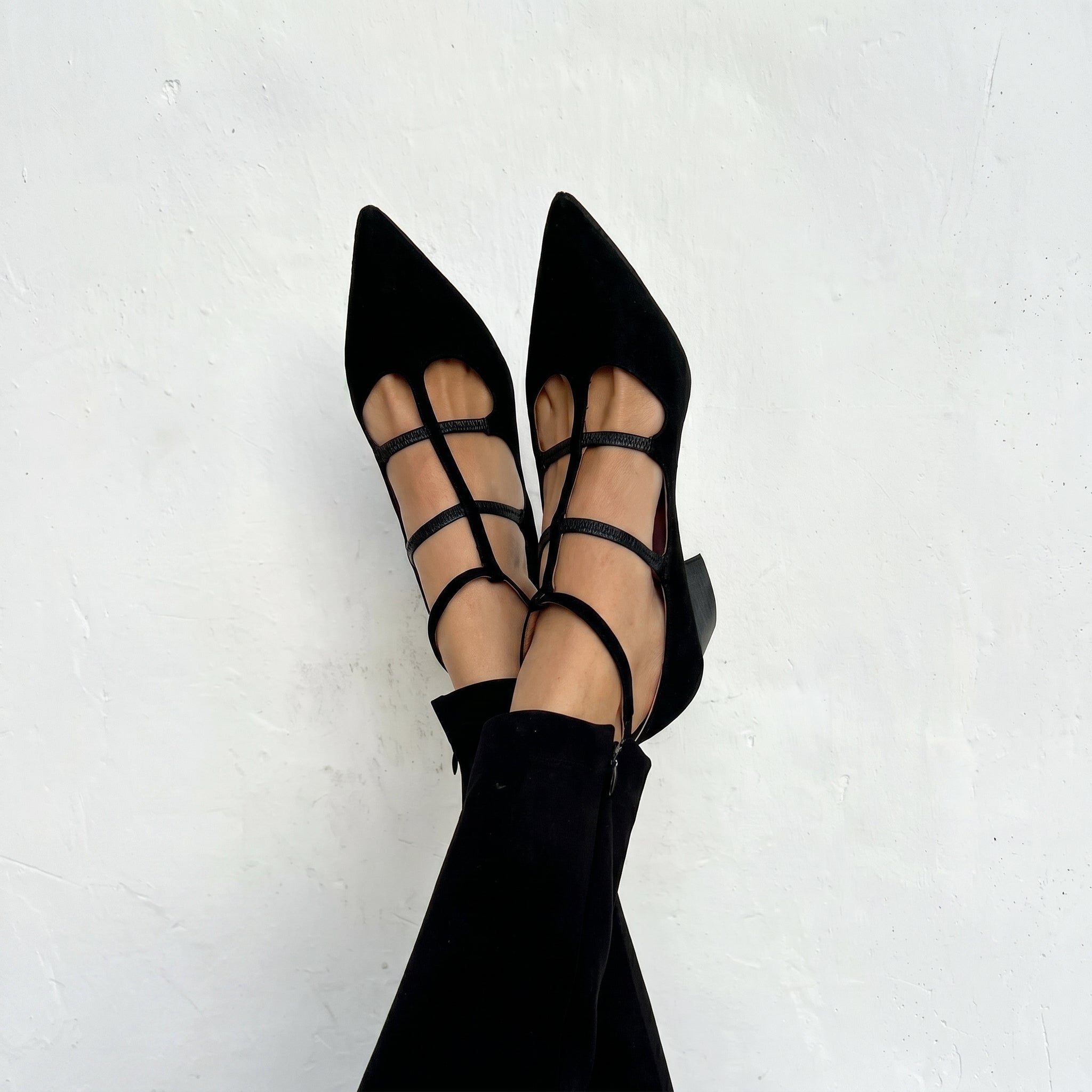 Daisy - Women's Pointed Toe Multi - Strap Kitten Heel Pumps - Heels - Black - Parker&Brooks
