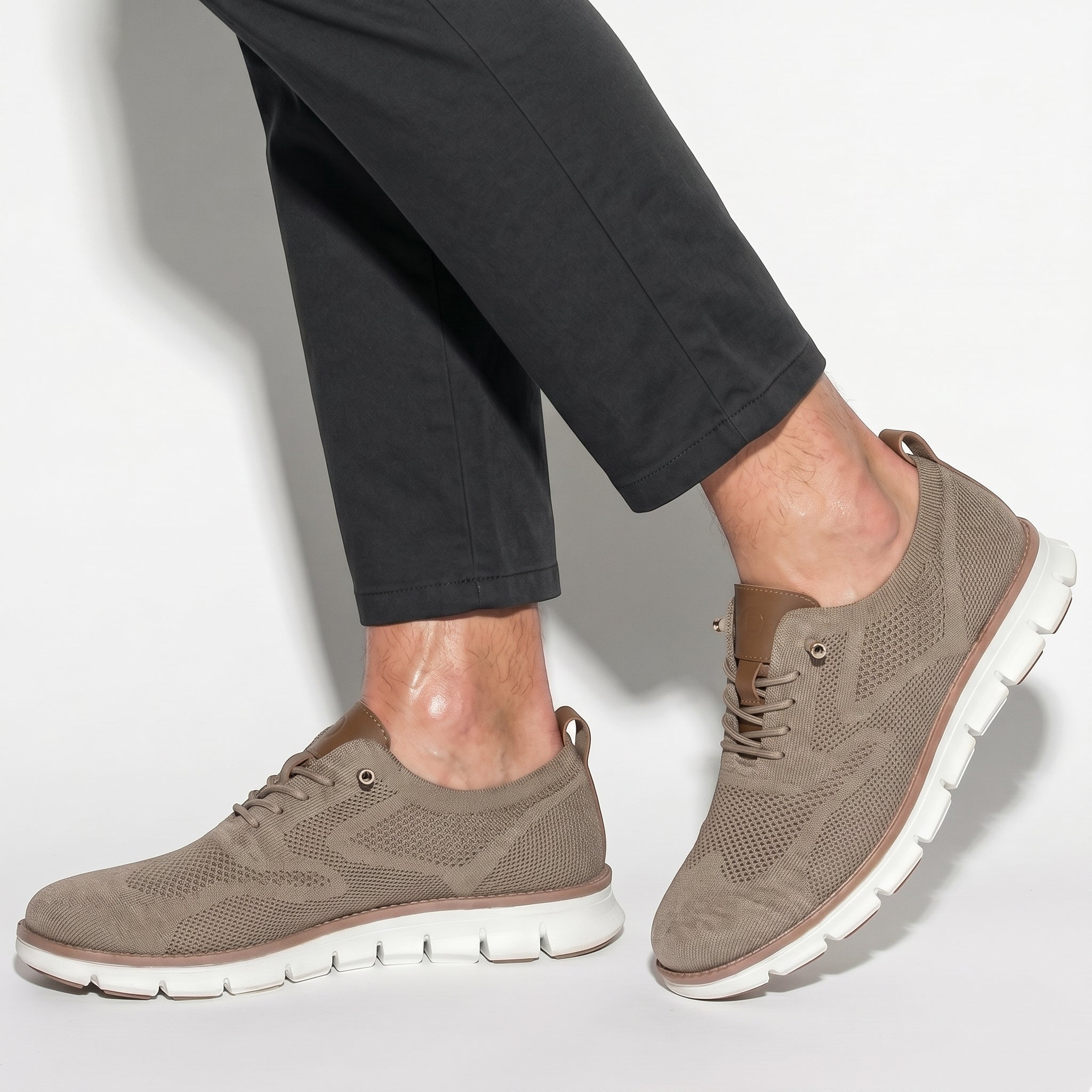 Ian  - Men's Orthopedic Low - Top Sneakers - Shoes - Brown - Parker&Brooks