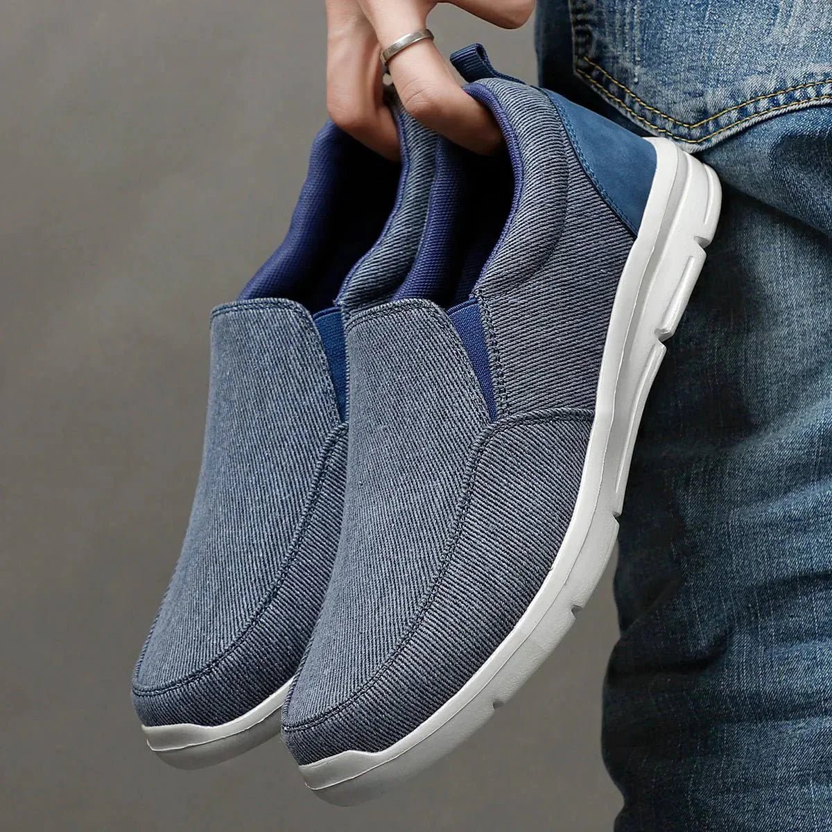 Jonas - Men's Orthopedic Slip - On Sneakers with Cushioned Sole - Trainers - Blue - Parker&Brooks