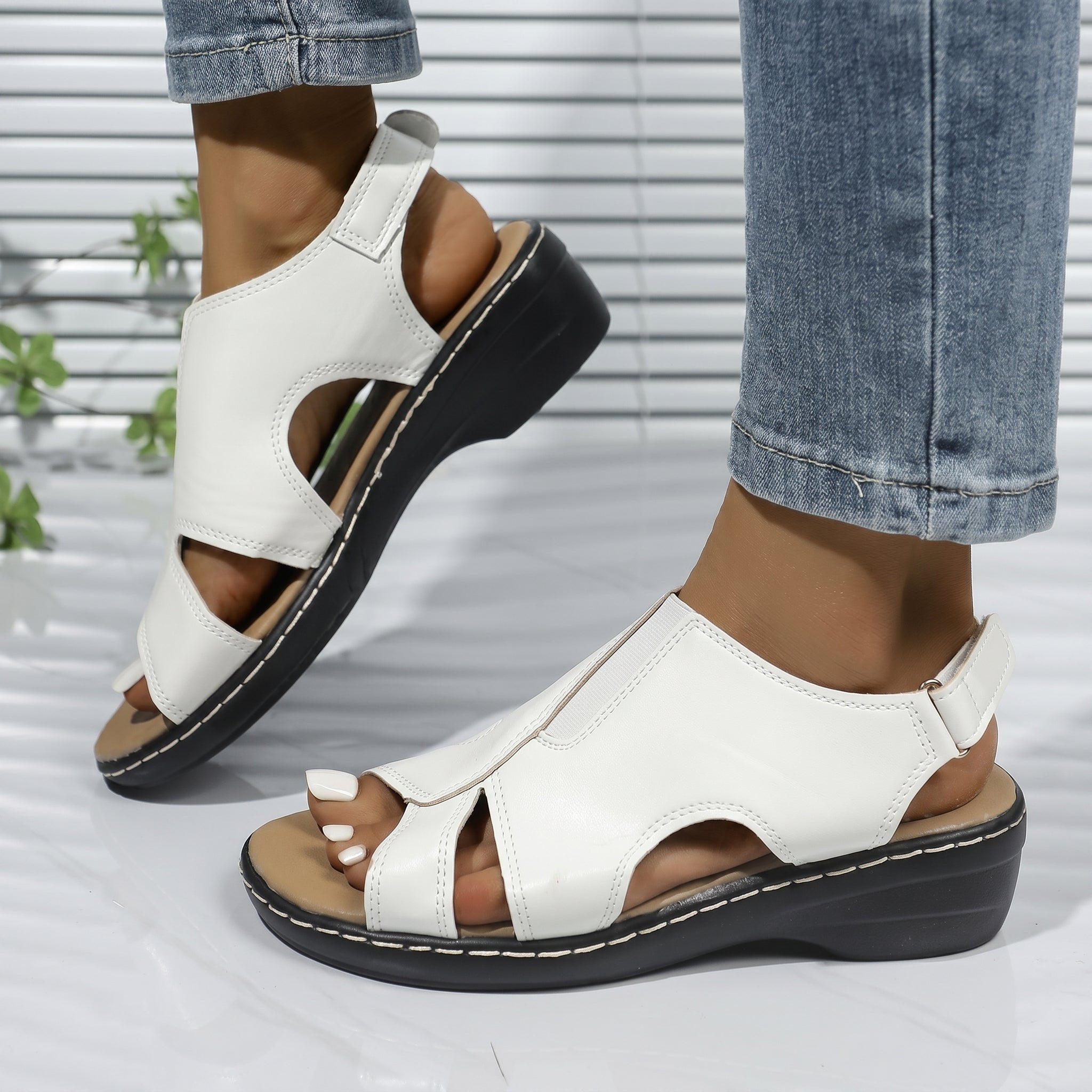 Louise - Women's Orthopedic Cut-Out Wedge Sandals - Sandals - White - Parker&Brooks