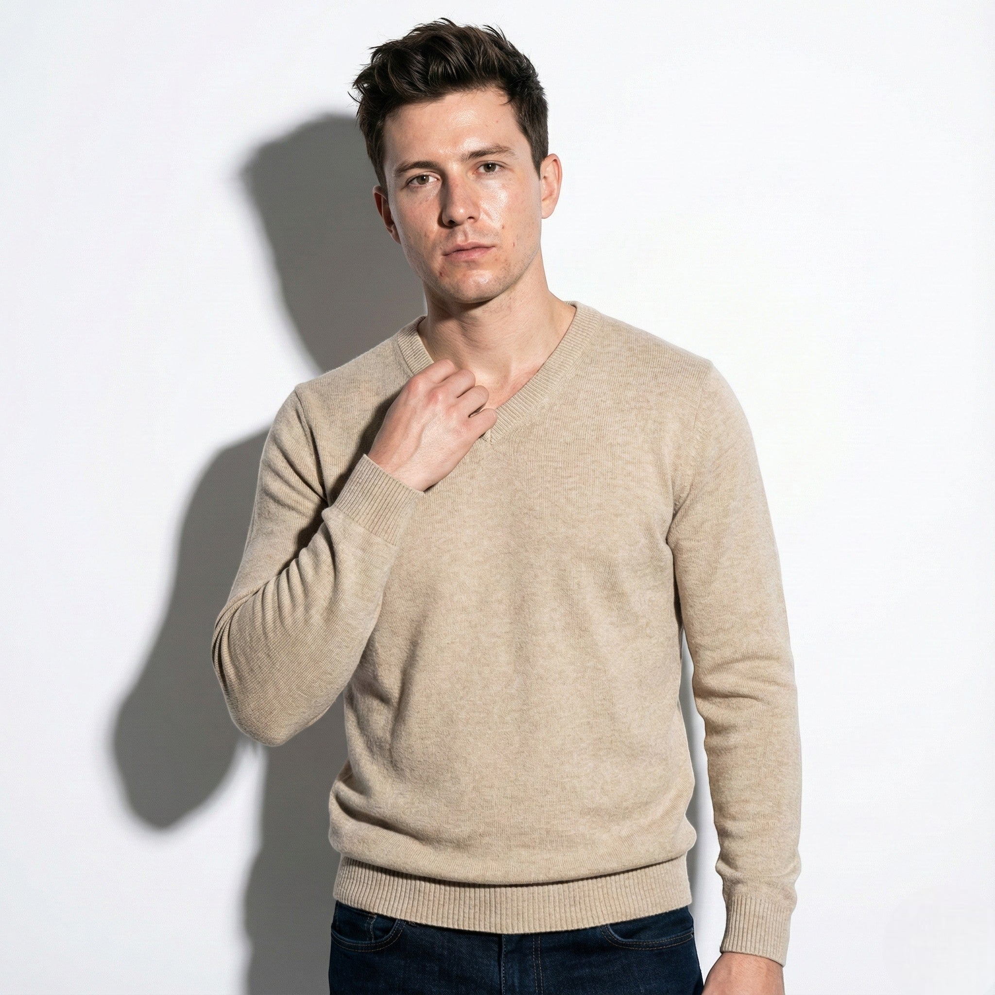 Men's Slim Fit V-Neck Sweater