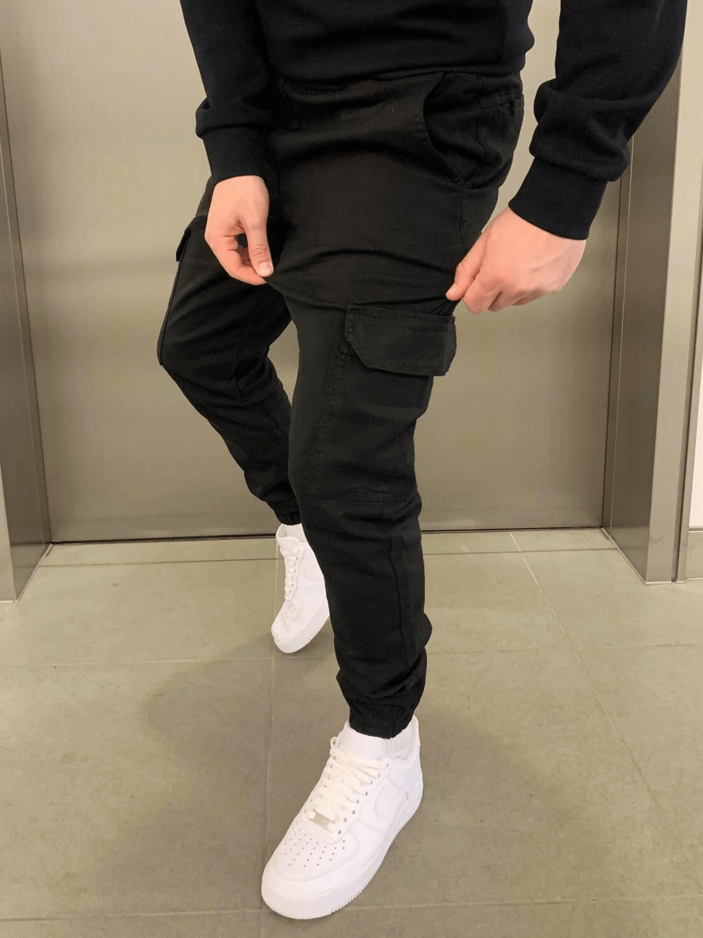 Markus – Stylish Cargo Joggers