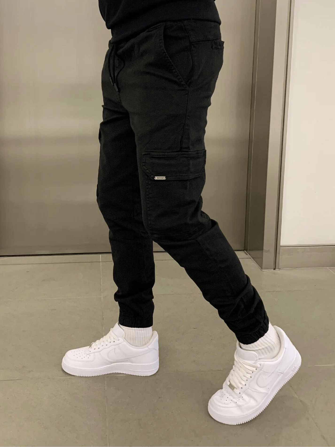 Markus – Stylish Cargo Joggers
