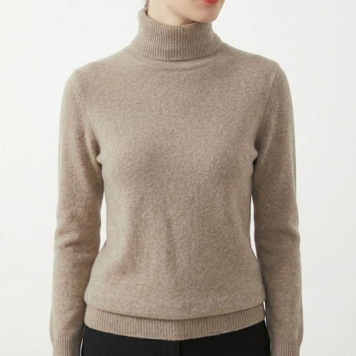 Mira – Women's Wool Turtleneck Sweater