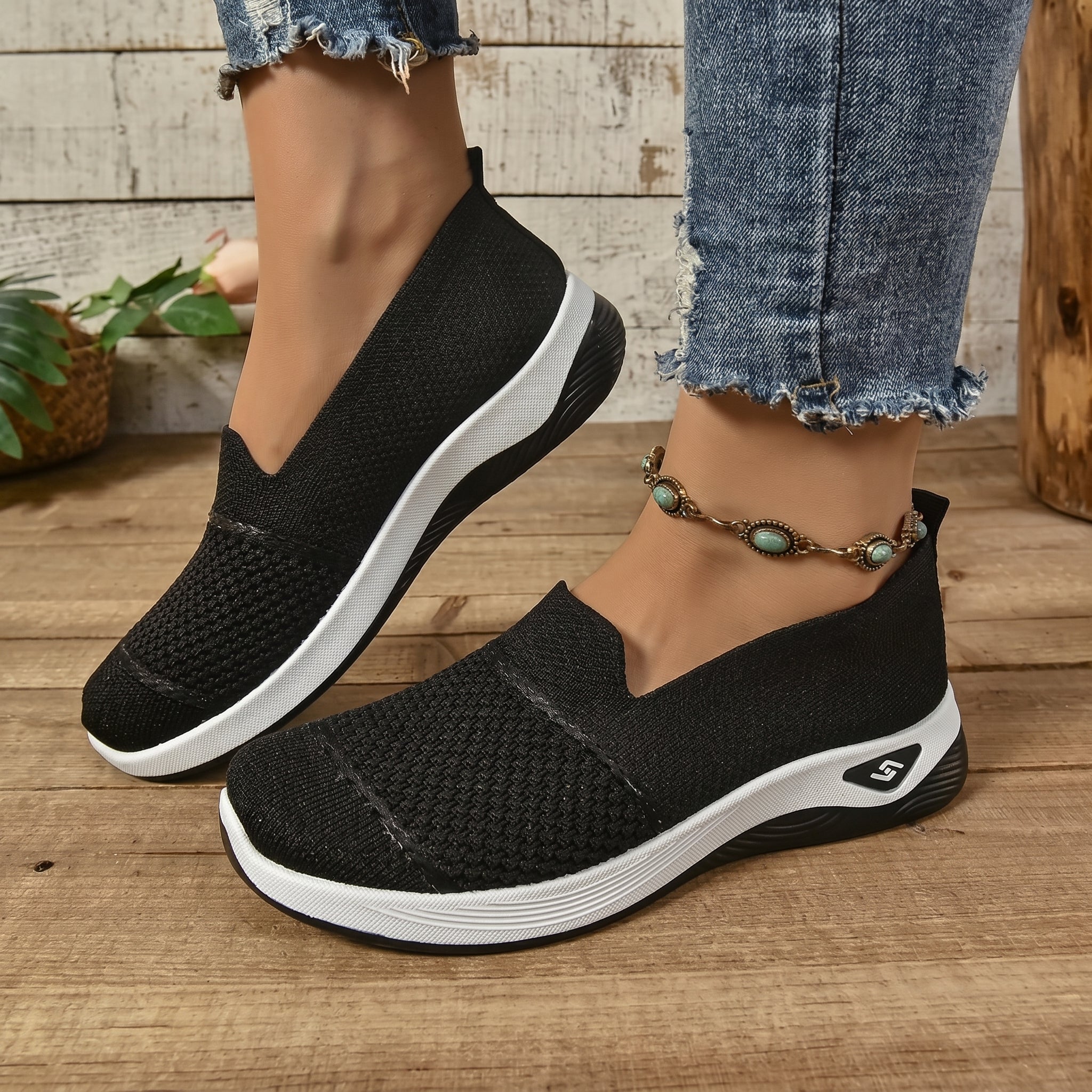 Monika - Women's Orthopedic Cushioned Slip-On Sneaker - Orthopaedic Shoes - Black - Parker&Brooks