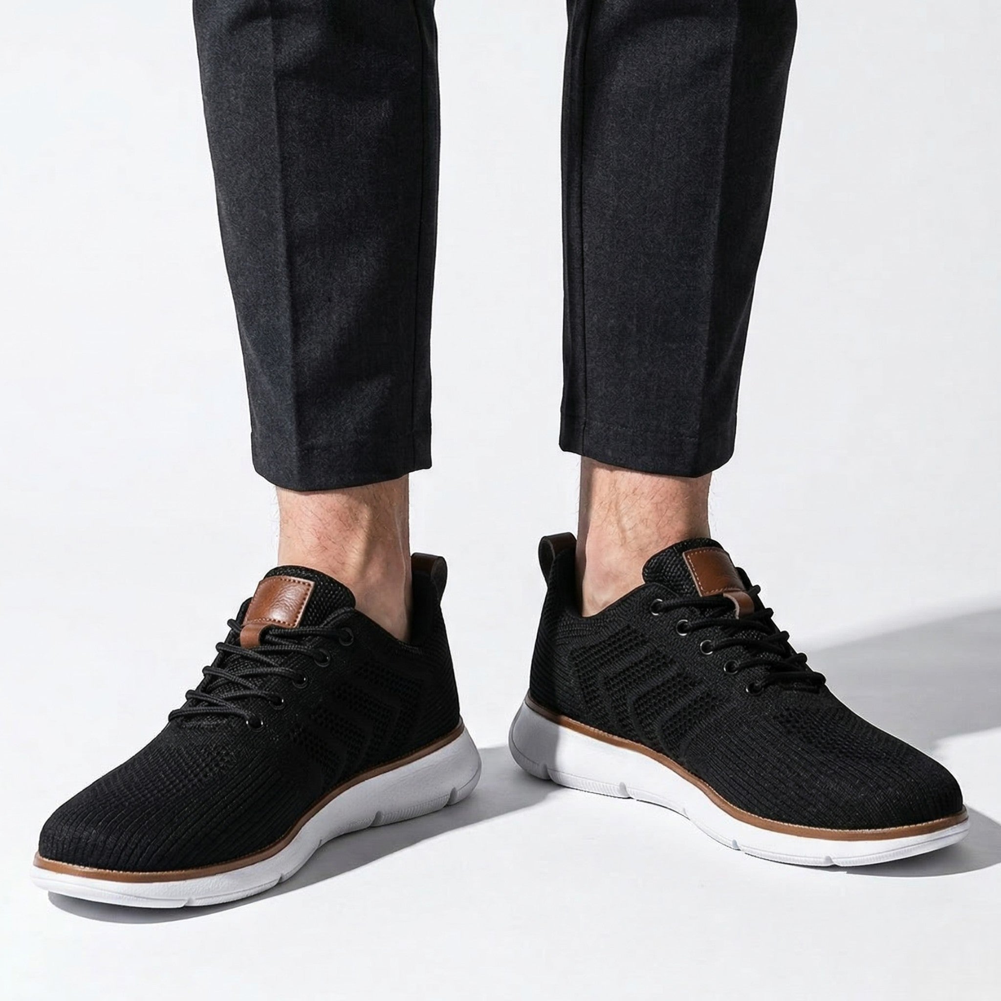 Noah - Men's Breathable Mesh Sneakers - Sneakers - Black / White - Parker&Brooks