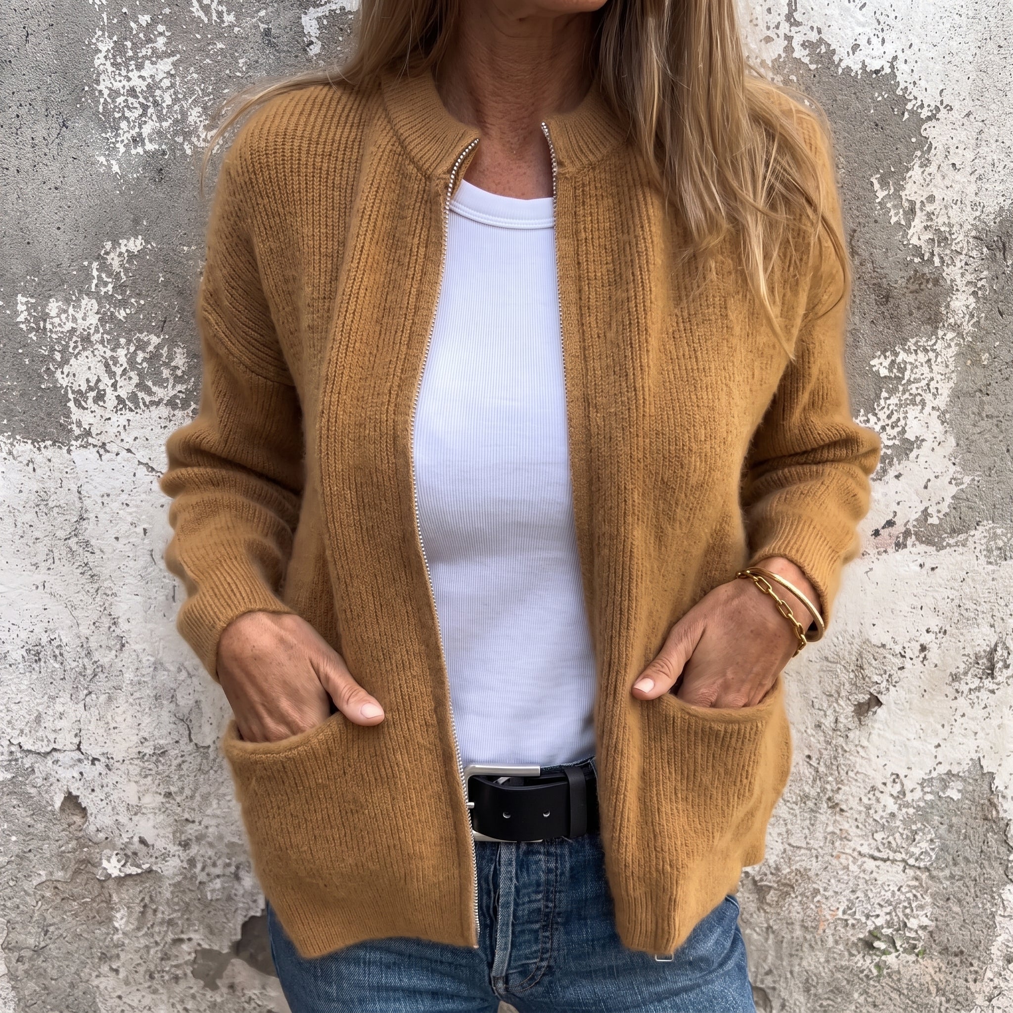 Olivia - Women's Relaxed Zip-Through Ribbed Cardigan - Cardigans - Brown - Parker&Brooks