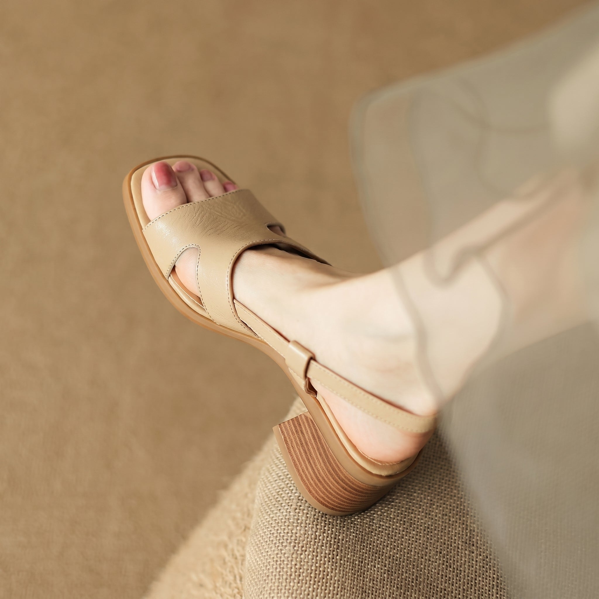 Sara - Women's Summer Low Block Heel Sandals - Sandals - Beige - Parker&Brooks