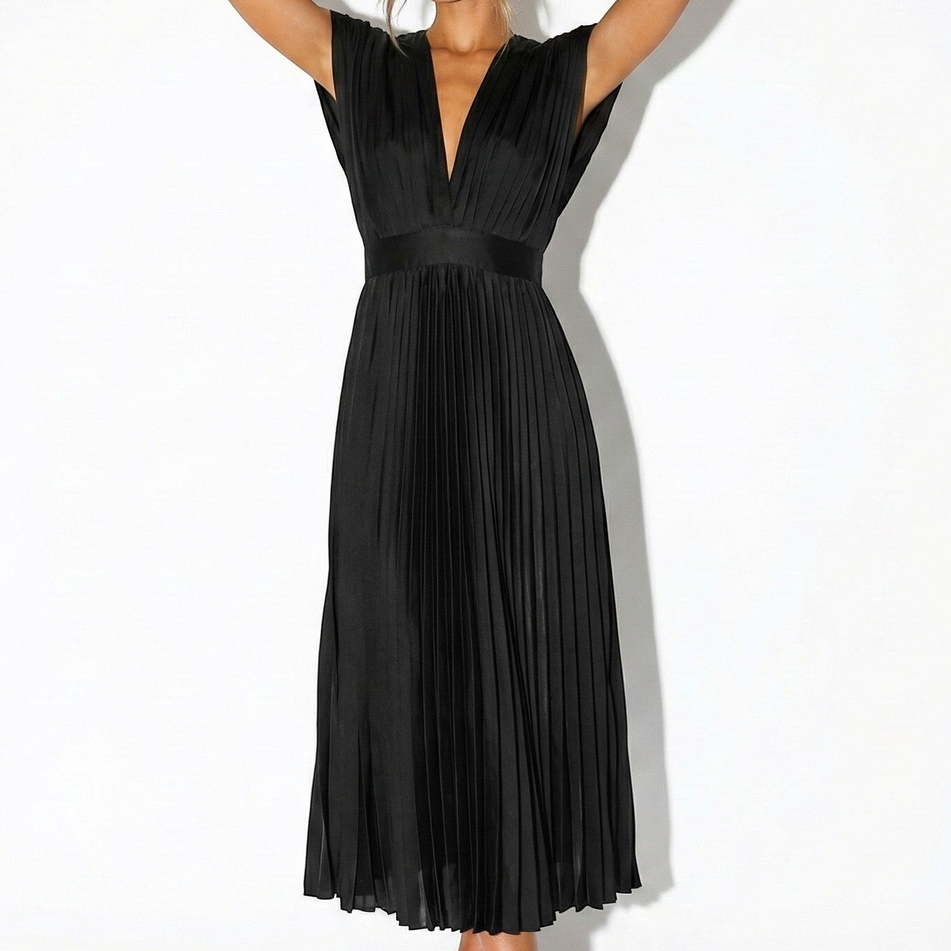Stella - Women's Flowing Pleated Maxi Dress