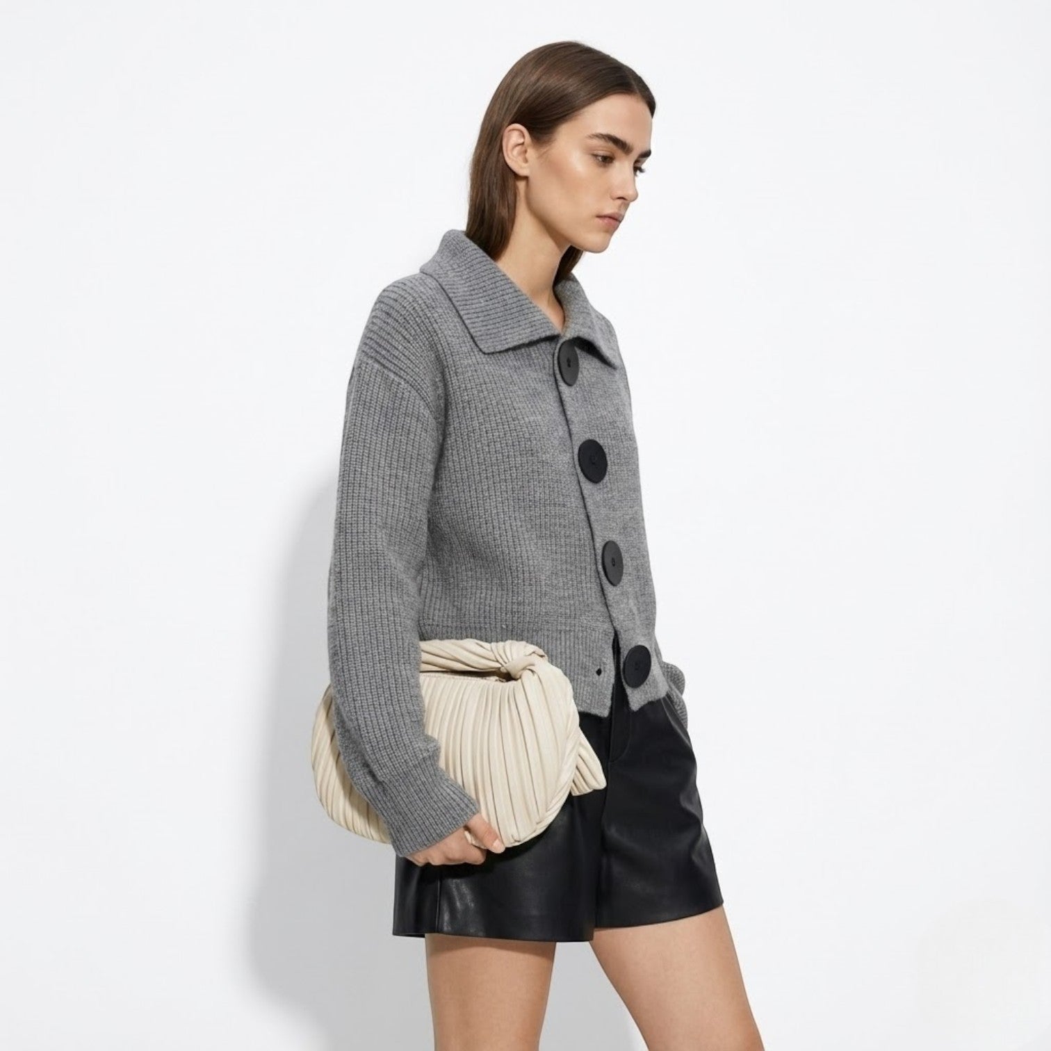 Vienna – Women's Wool Cardigan Short