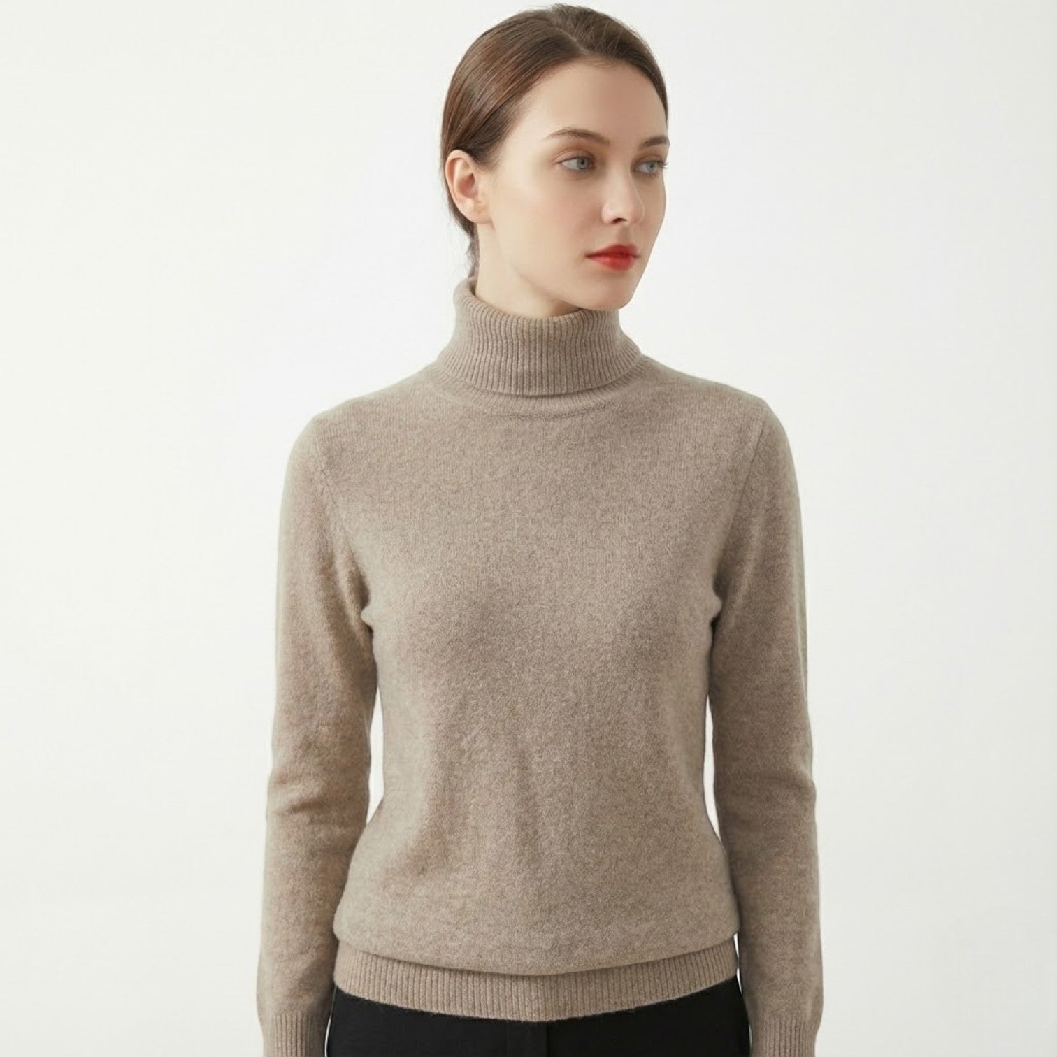 Mira – Women's Wool Turtleneck Sweater